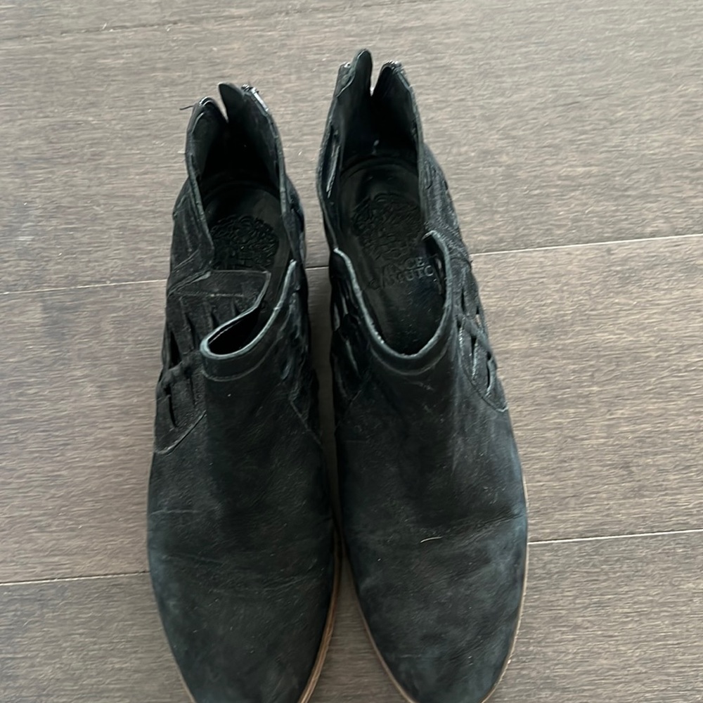Vince Camuto size 9 1/2 black ultra suede laser cut booties